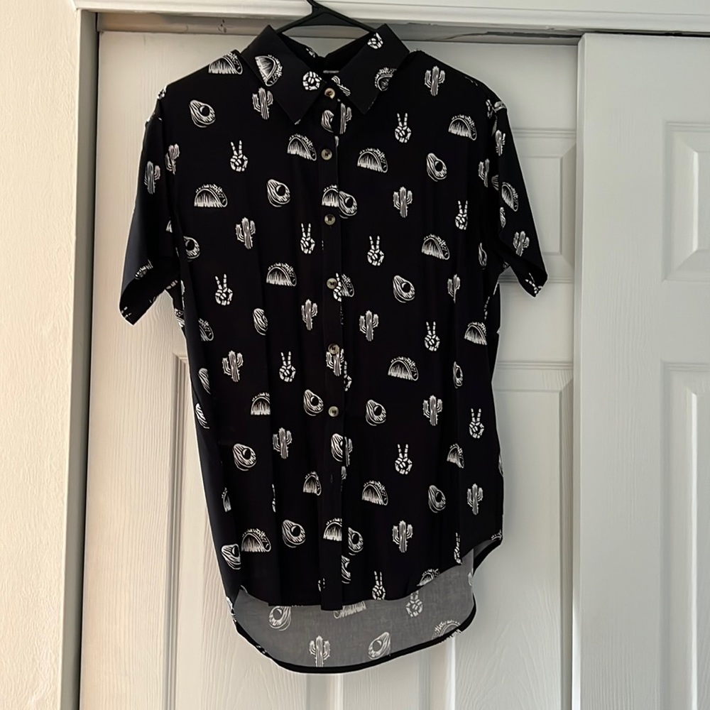 Pyknic Taco Blouse size L